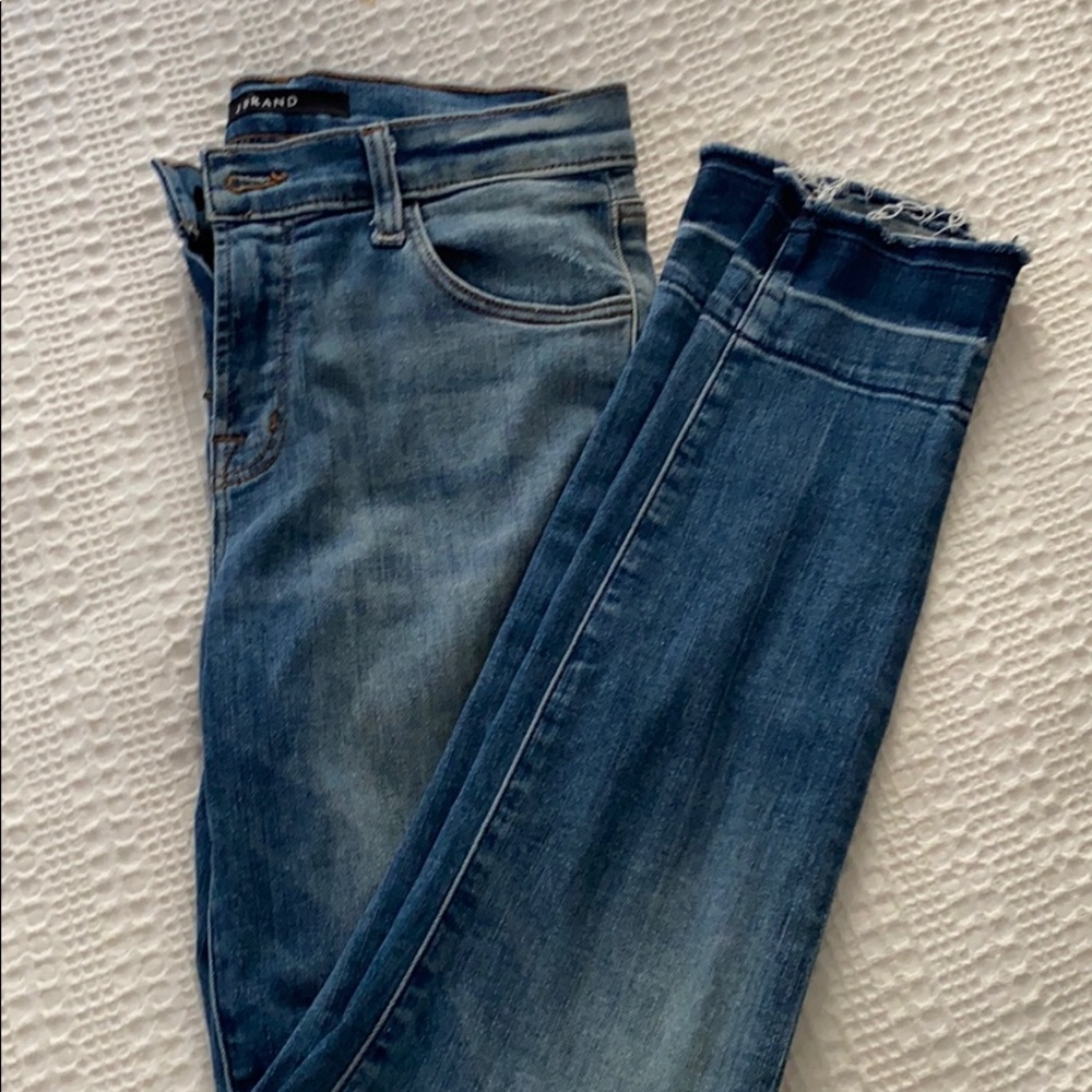 JBrand Jeans Size 26 Mid Rise Capri